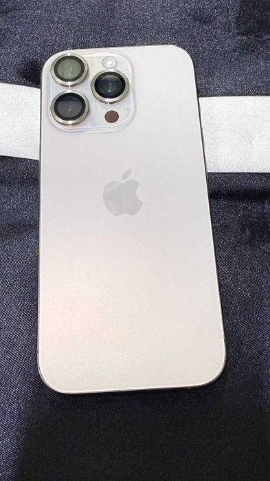 Apple iPhone 16 Pro