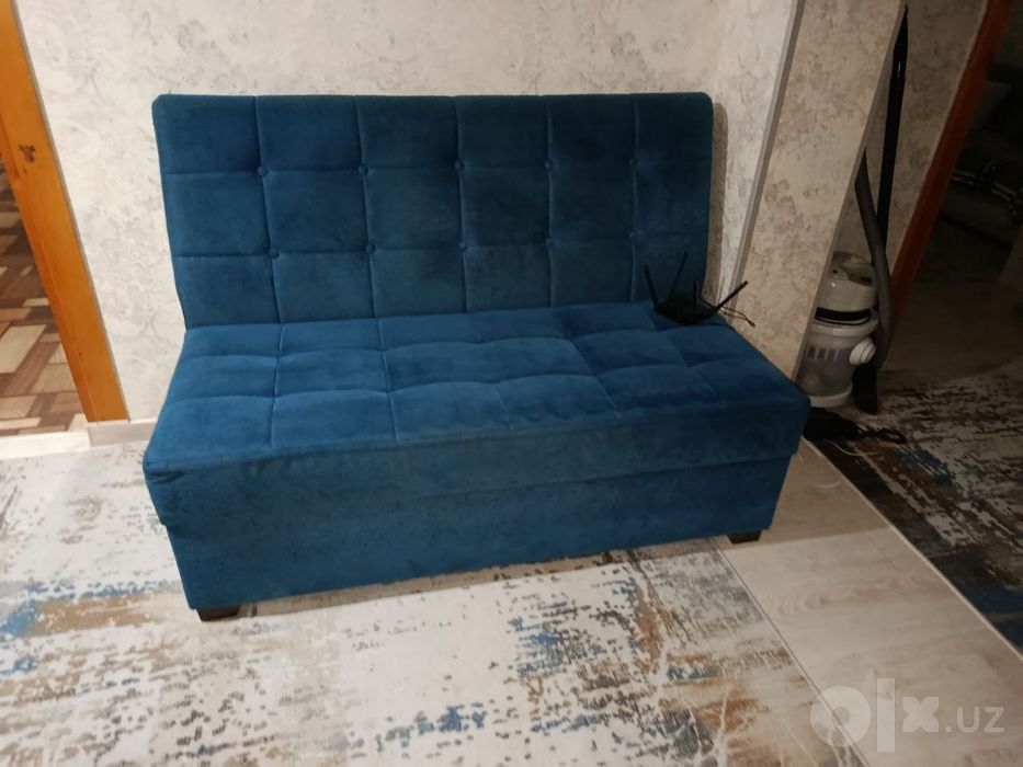 Myahkiy divan sotiladi holati yaxshi toza⁹ ozoda tutilgan 2tasi