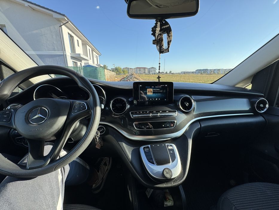 MERCEDES-BENZ V-Class 2021 — imagine 5
