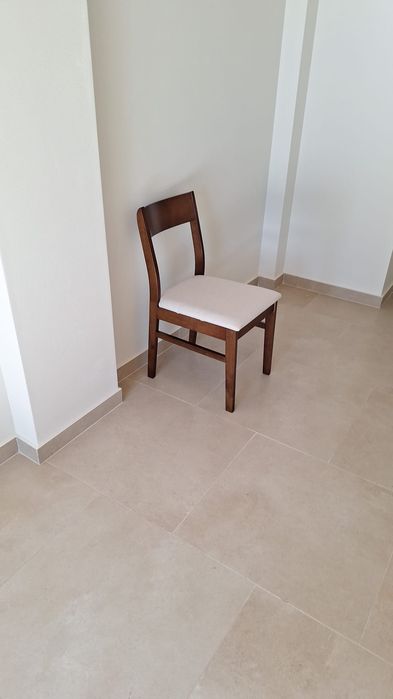 Scaun de lemn dining