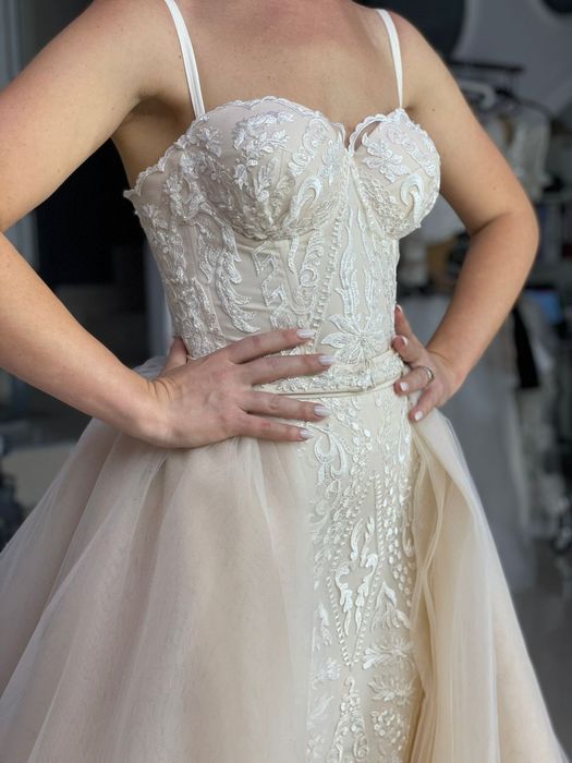 VAND ROCHIE de mireasa