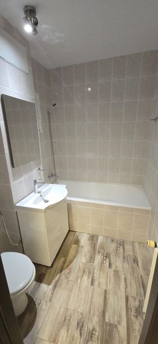 Vând apartament 3 camere
