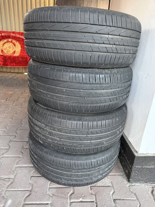 Шины в отличном состоянии………