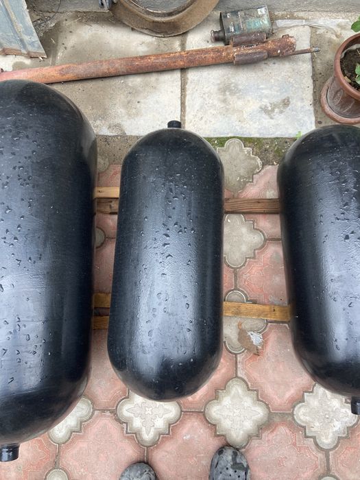 Газовые баллоны 4 штуки
