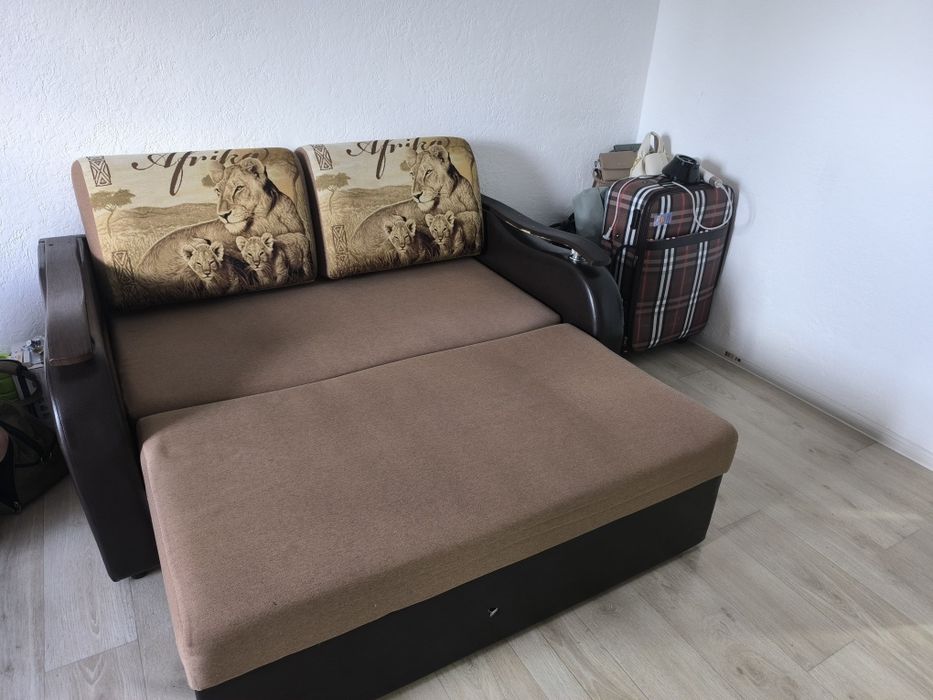 Продается  диван