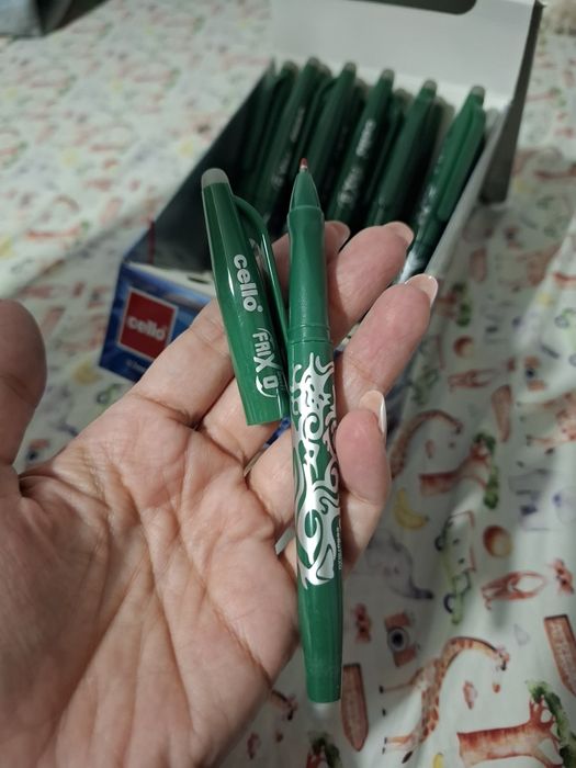 Зелёная стирающаяся ручка 0,7мм