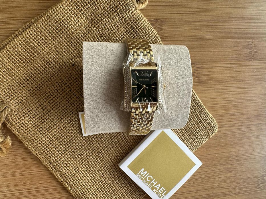 Ceas Michael Kors Emery Three Hand Gold absolut nou exceptional