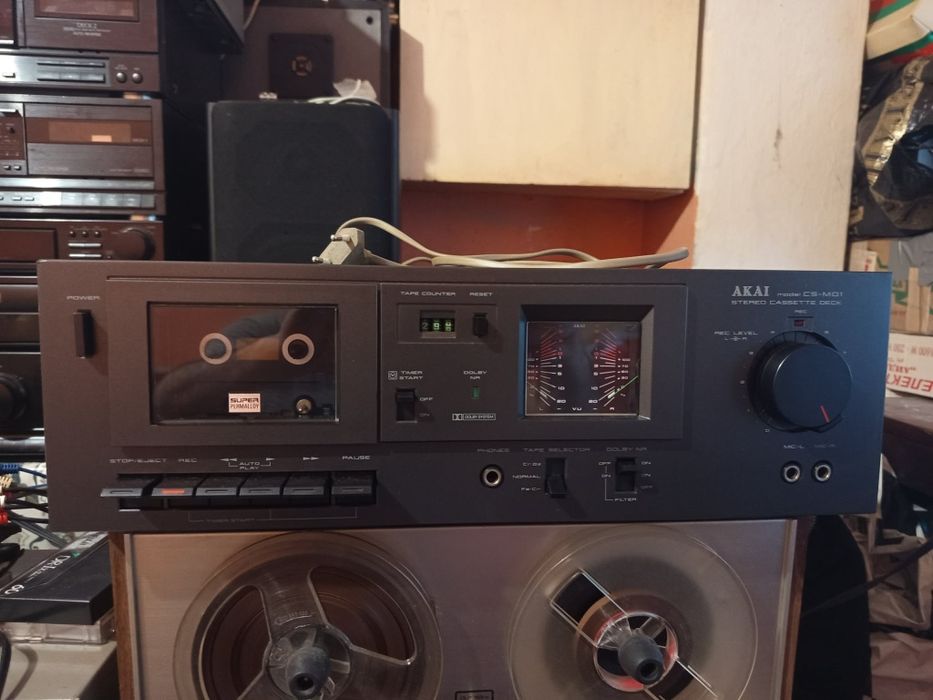 Ролков магнетофон и дек