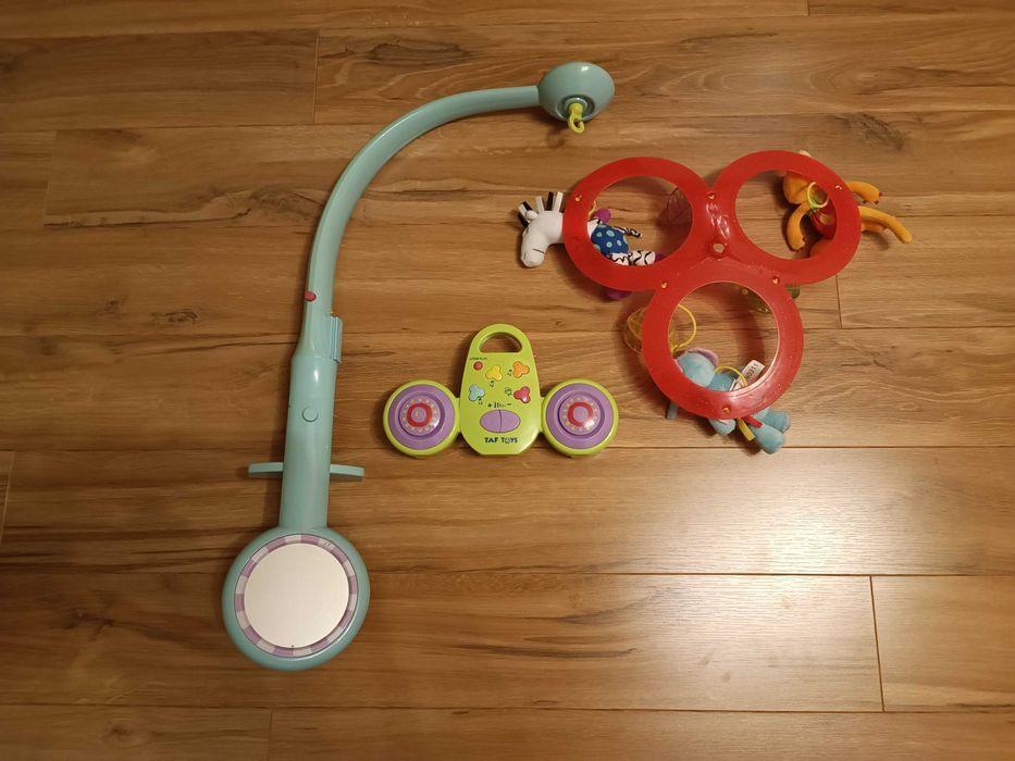 Музикална въртележка за кошара