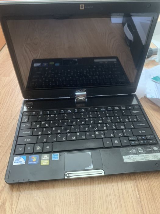 Ноутбук Acer 1825pt