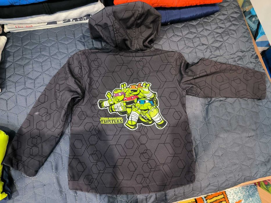 Детски екипи, якета и грейка - 110/116