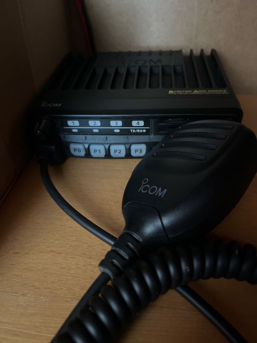 Радиостанция YAESU