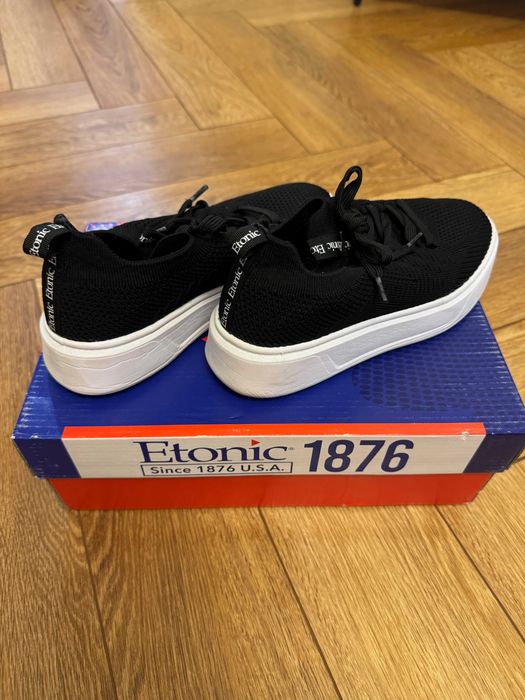 Кроссовки подростковые женские Etonic, как новые, размер 35