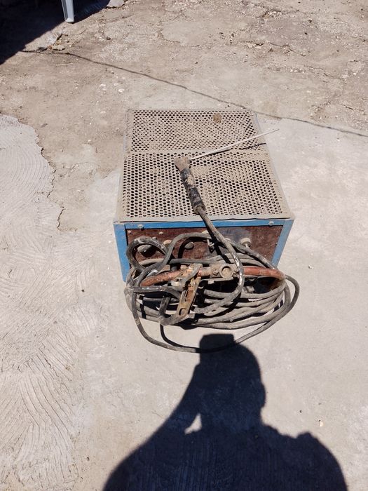 Продавам електрожен