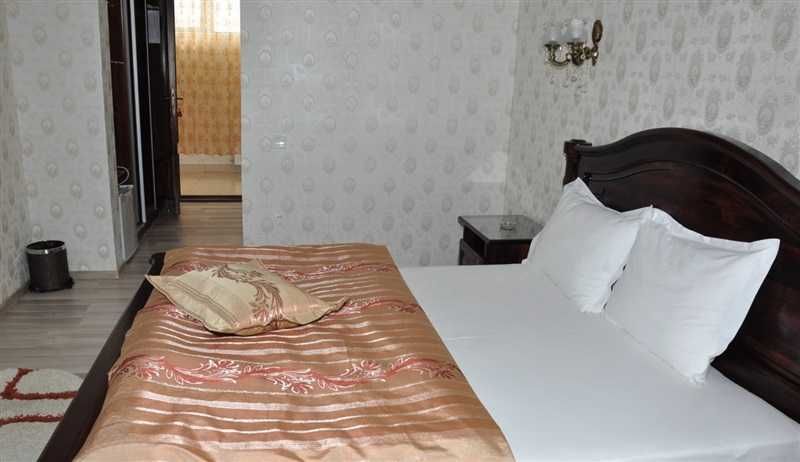 VANZARE (INCHIRIERE) cladire ultra centrala