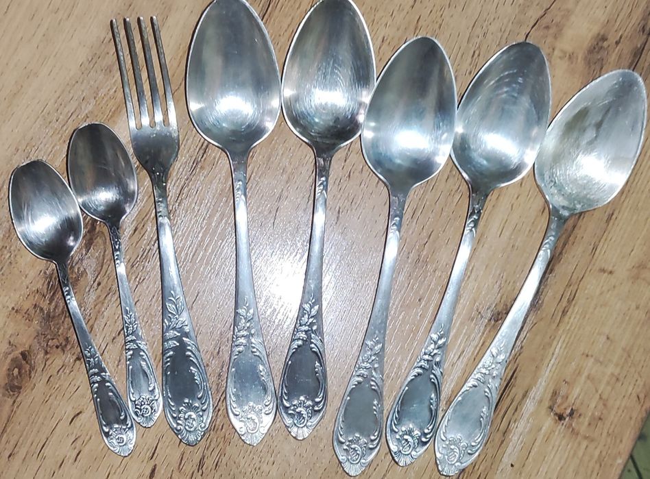 Ложки, вилка мельхиор. Юнусабад