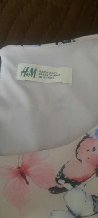 Две роклички за малка дама