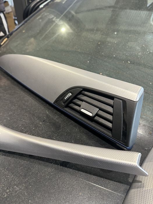 Интериорни лайстни бмв ф20 м135и bmw f20 лайстни карбон