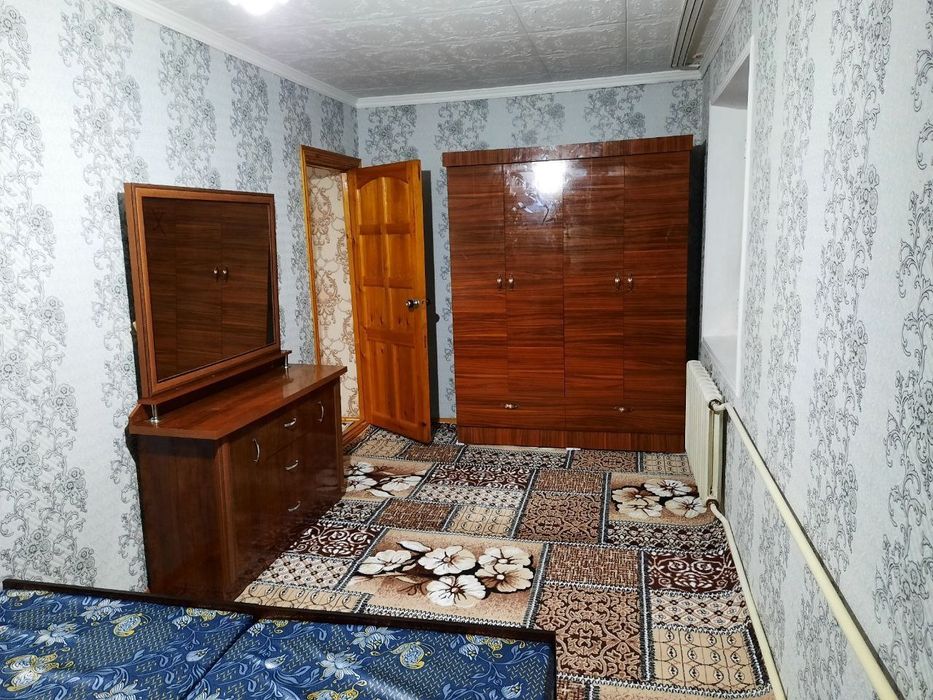 Каллинский массив 2хонали барча жихозлари билан сотилади.