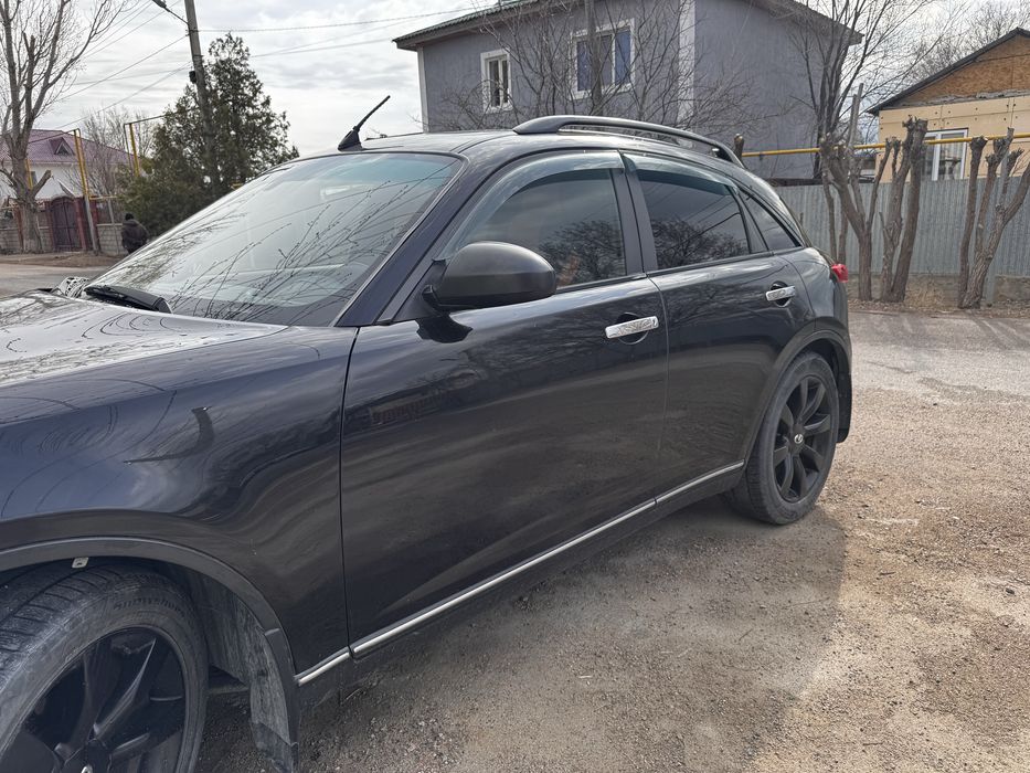 Продам infiniti fx 35