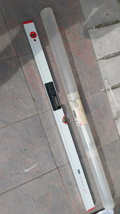 Nivelă digitală cu bulă de aer BMI Incli Tronic Plus, 120 cm