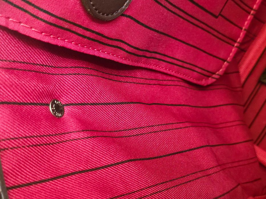 Louis Vuitton Neverfull дамска чанта