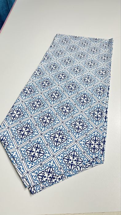 Продам круглые столы