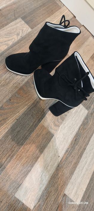 Продаю обувь женский