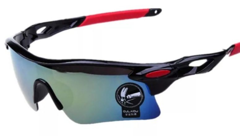 Очки солнцезащитные