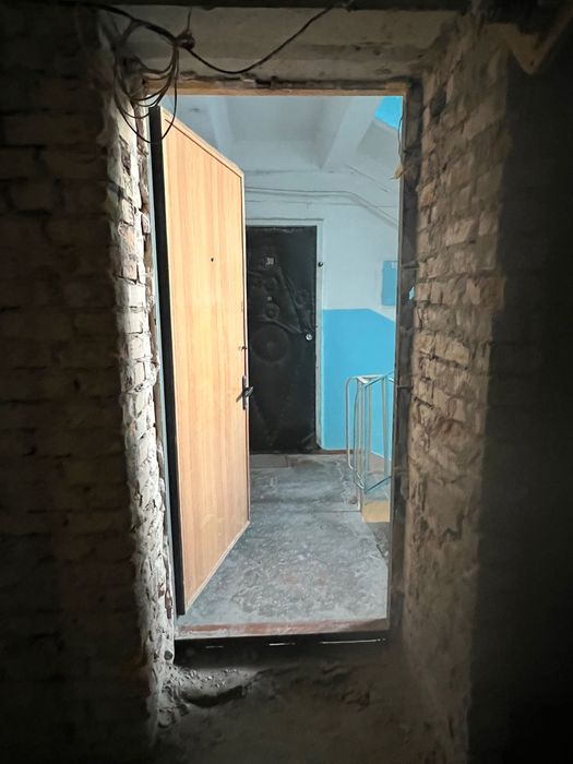 Железная дверь БУ