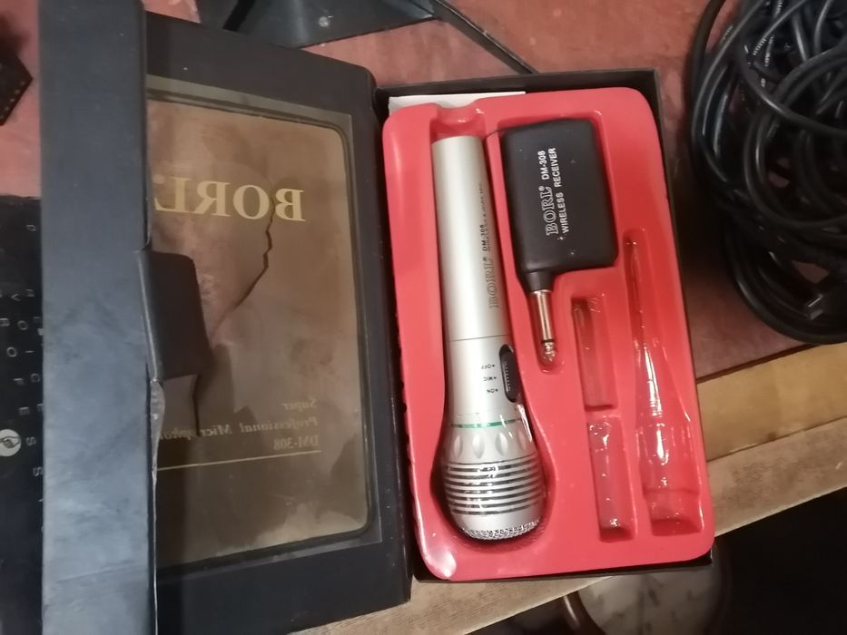 Микрофон б у. Недорого.