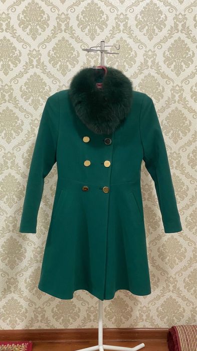 Елегантное пальто