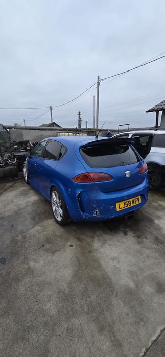 Vand sau dezmembrez seat leon fr 2.0turbo