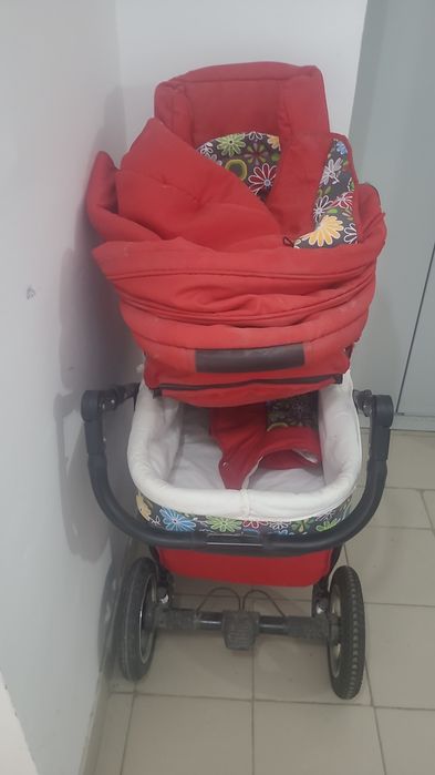 Продам коляску детскую с автокреслом