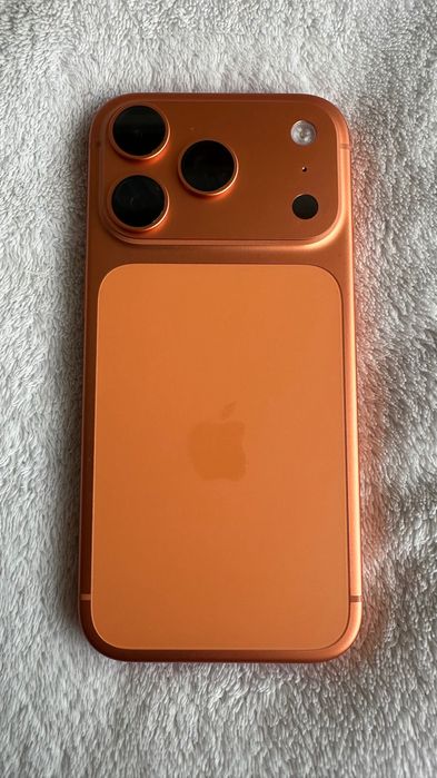Iphone 17pro 256MB orange