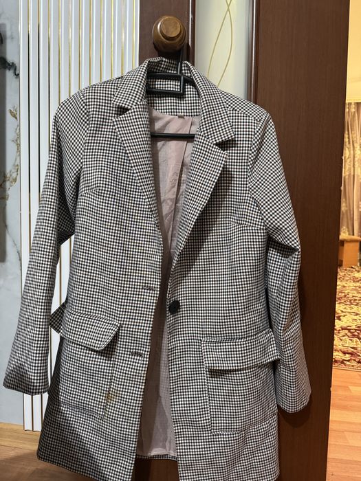 Продаю пиджак. По низкой цене