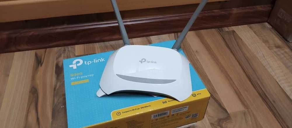 Wi-Fi роутер TP-Link TL-WR840N N300, почти новый, полный комплект