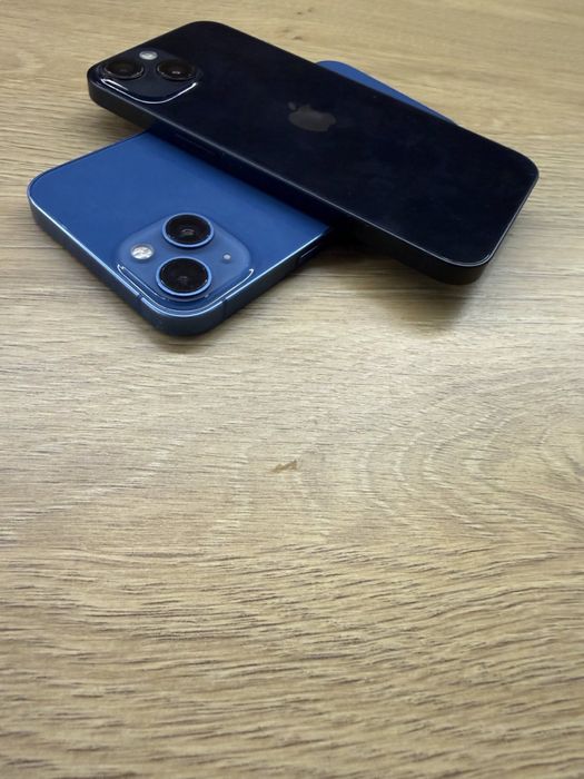 iPhone 13 Black/Bliue на части-Перфектни