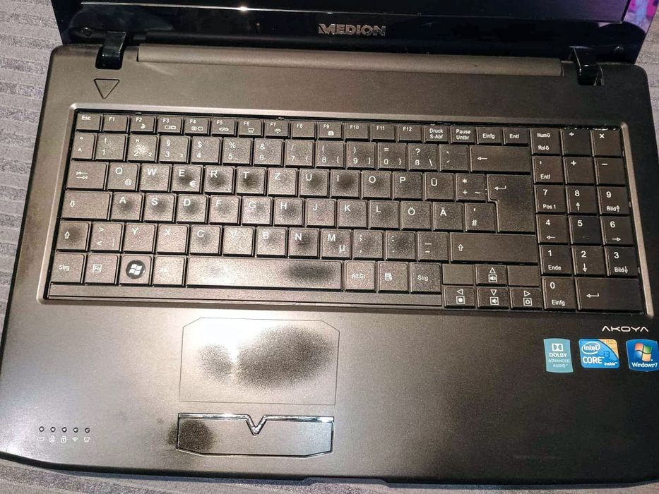 Medion Akoya E6214 - CPU i3 15.6"