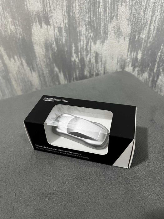 Ароматизатор и пълнител PORSCHE. Оригинал!   100%Germany!