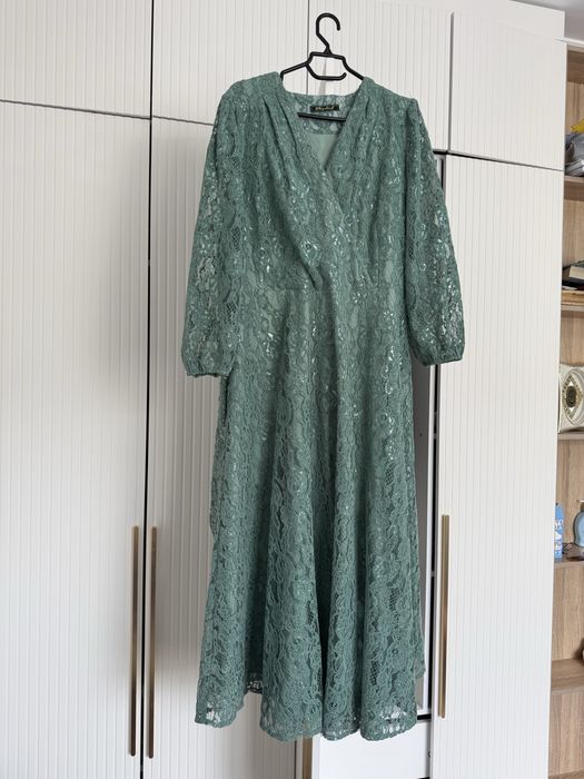 продам платье красивое 52-54рр