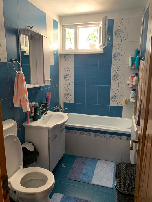 Apartament de vanzare 3 camere 78 mp piatra neamt