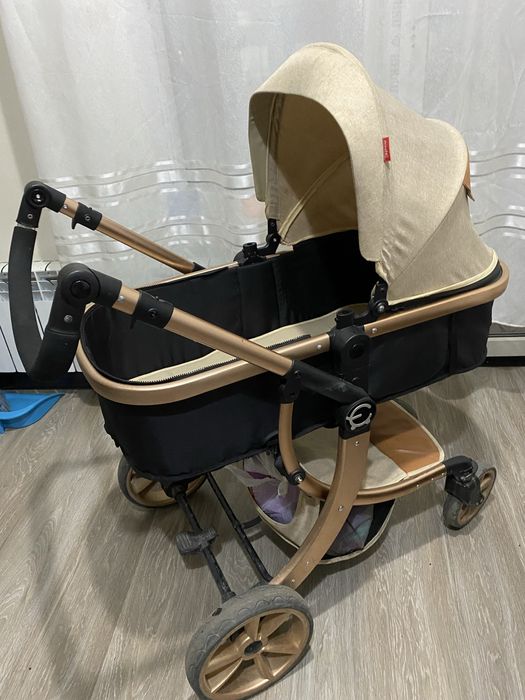 Продаю две прогулочные коляски