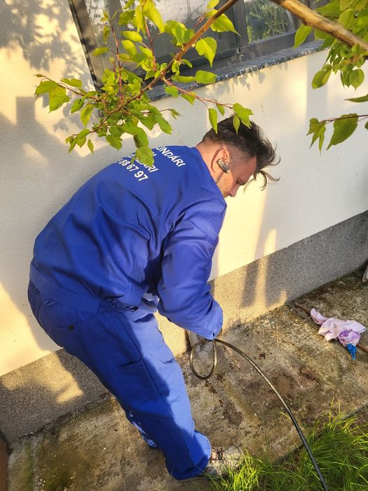 Desfundare Canalizare Diagnoza Video Wc Sifon Scurgere Chiuveta Refuleaza Desfundarie Coloana scurgere infundata Teava  desfundare conducta