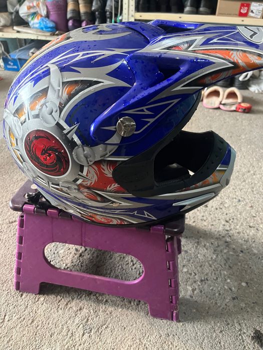 Мотокрос каска VR-1