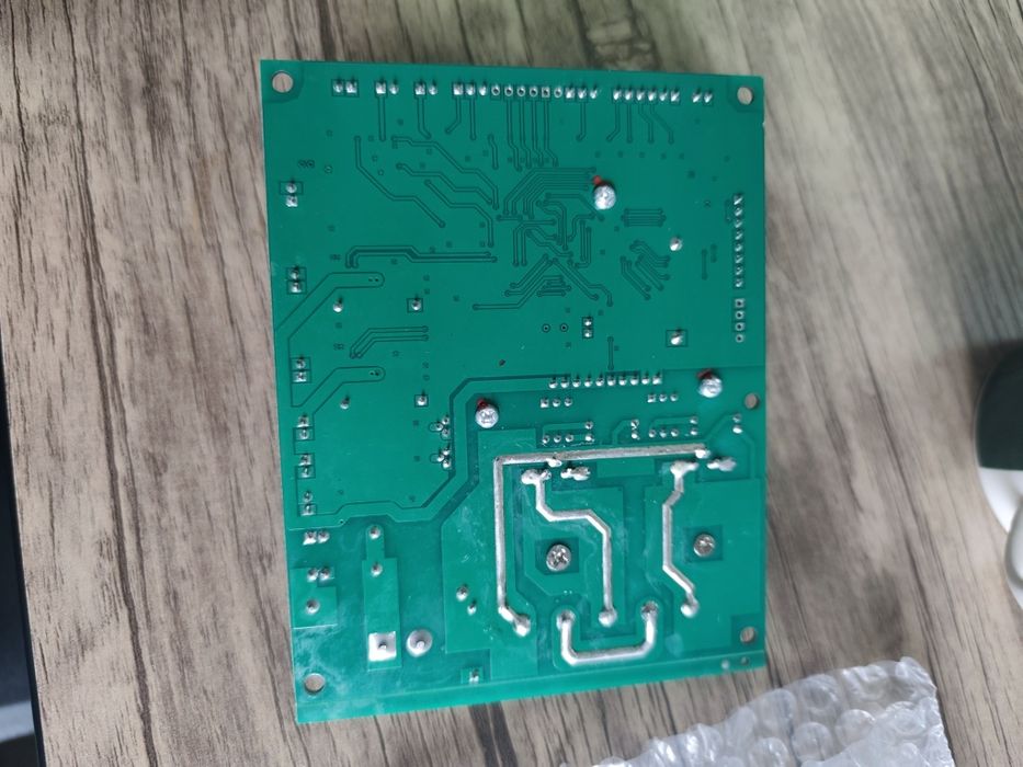 Quvvat va boshqaruv platasi/ плата питания и управления