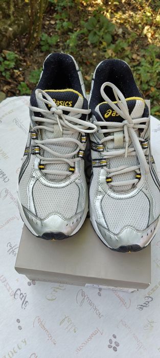 : Adidași ASICS Bărbați Mărimea 44 - Stare Impecabilă (Ca Noi)