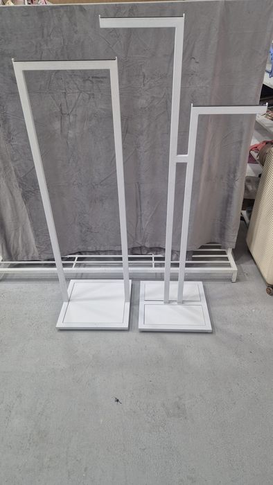 Вешалки для одежды. Стойки, рейлы, торговое оборудование