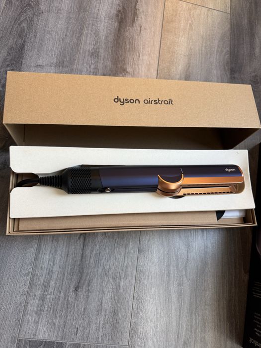 Выпрямитель Dyson Airstrait HT01