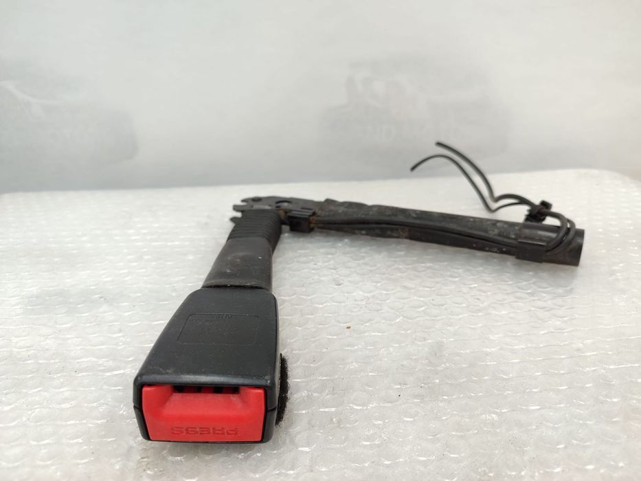 PRETENSIONATOR PRETENSIONER CENTURĂ FAȚĂ STÂNGA BMW 1 SERIES 2011–2015 / COD OEM 72117259387 (5D2)
